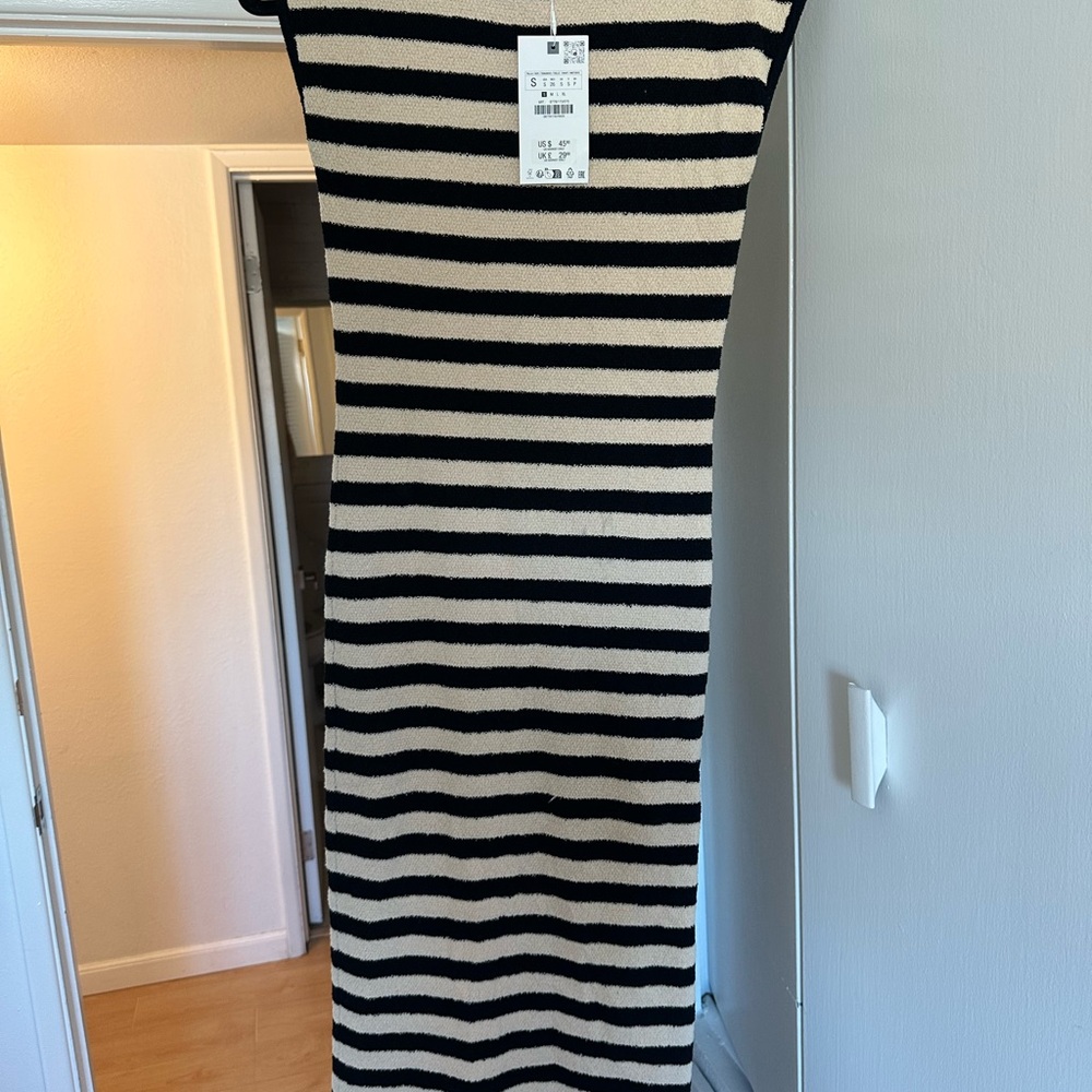 Striped Black and Cream Dress Zara